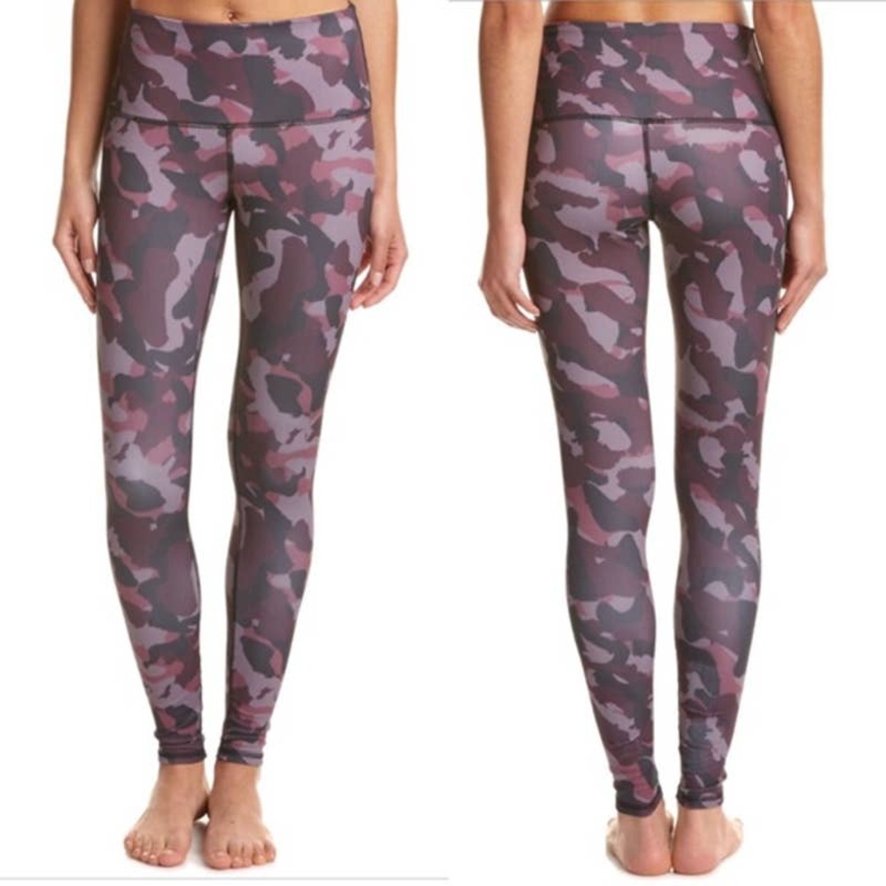 Noli Purple Camo Print Leggings Size Small High Waist Yoga Gym Workout‎ Athletic